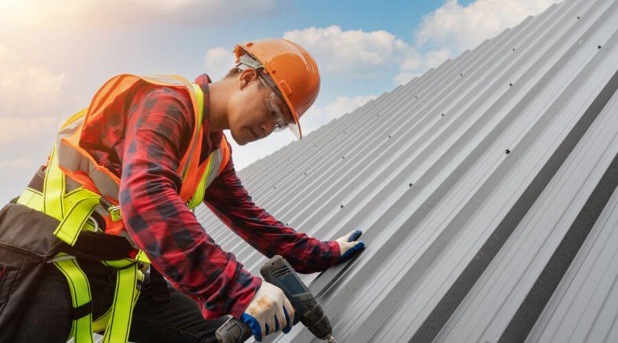 Professional residential roofers in Haysville, KS